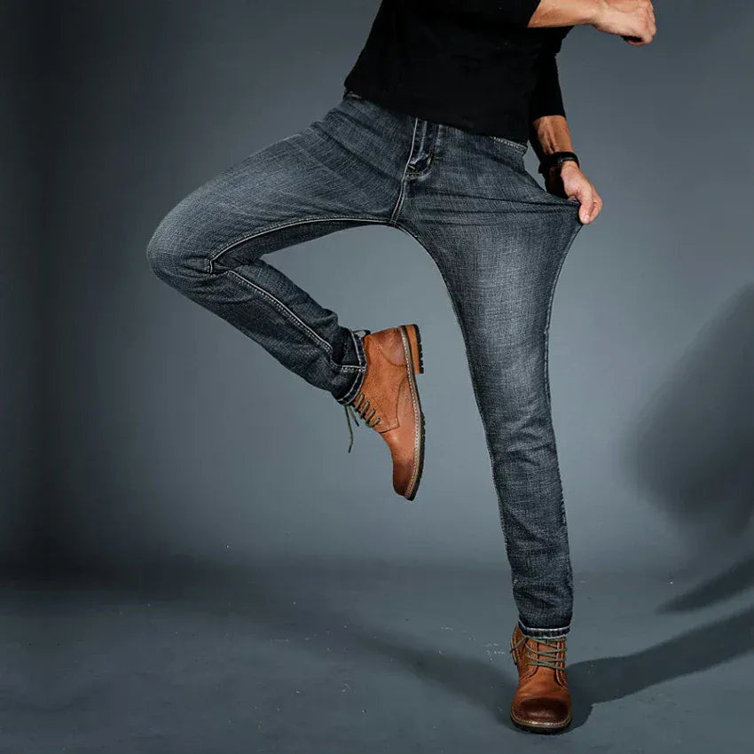 Calindra Stretch-Denim Jeans